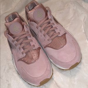 Nike Huaraches